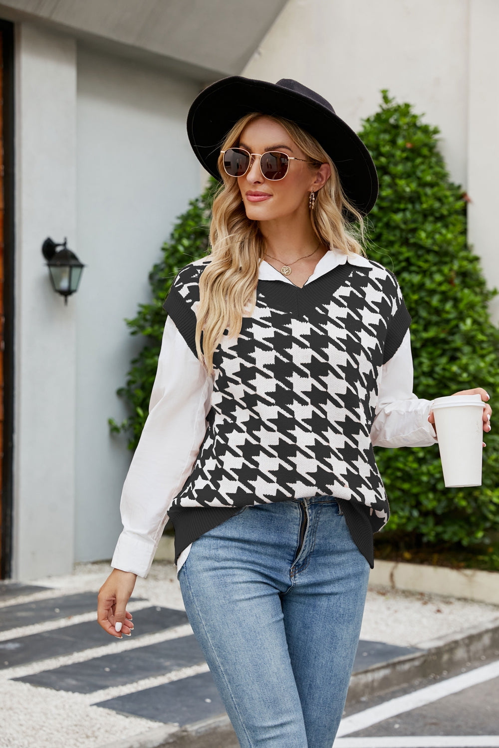 Houndstooth V-Neck Capped Sleeve Knit Vest