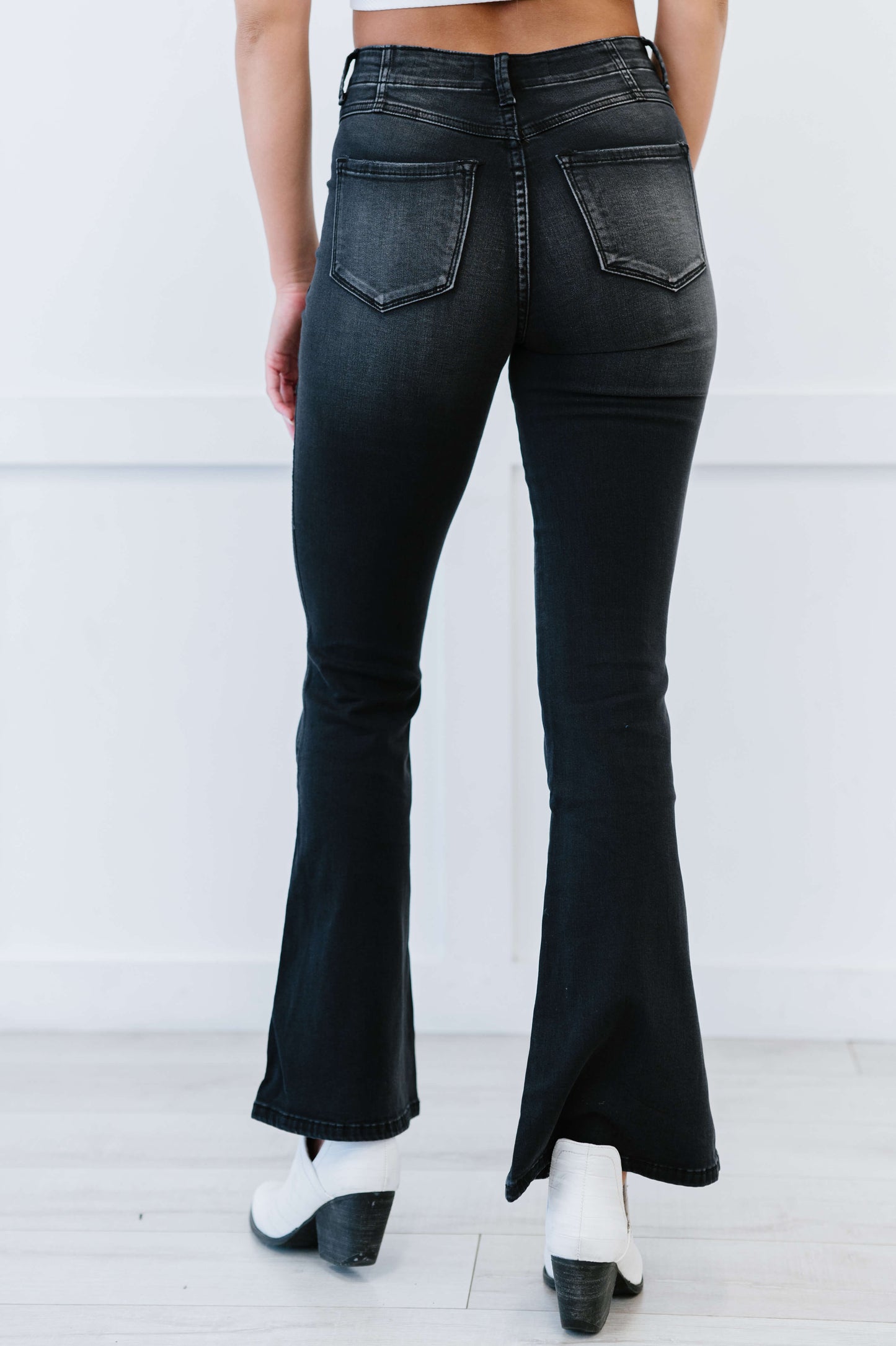 Kancan High Rise Flared Leg Jeans