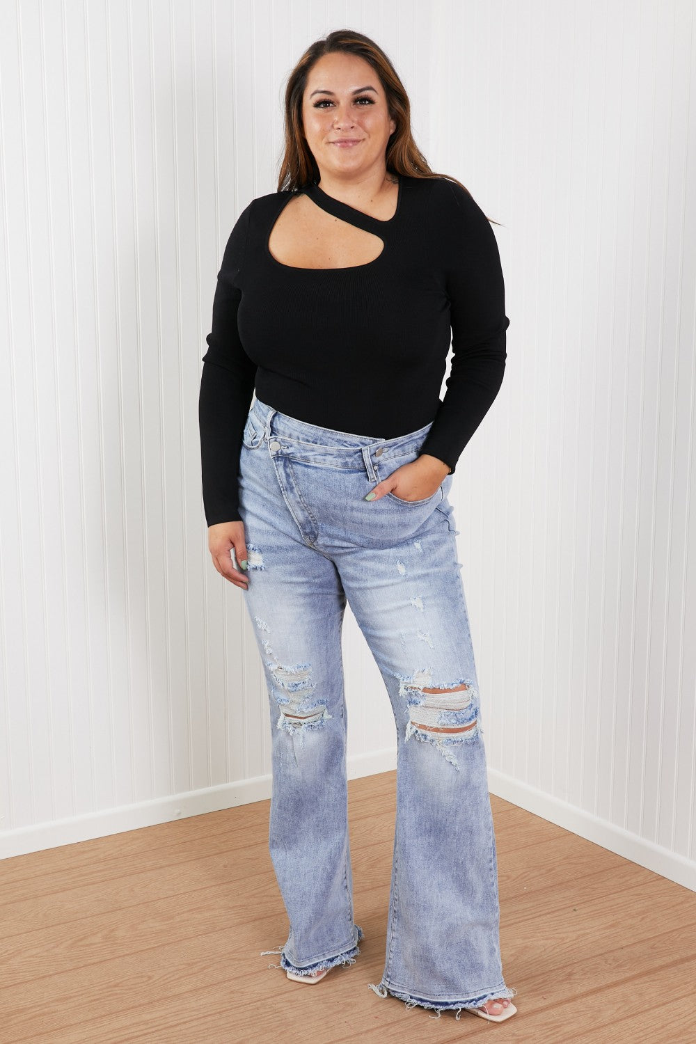 RISEN Valerie Full Size Crossover Flared Jeans