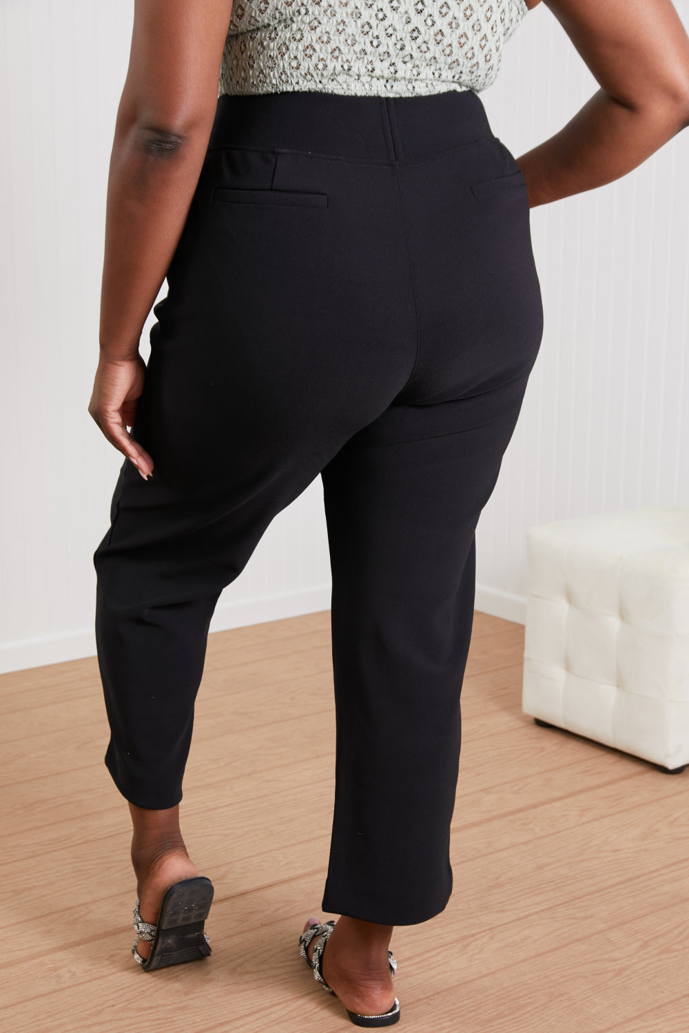 Zenana Always Classy Full Size Cropped Pants in Black