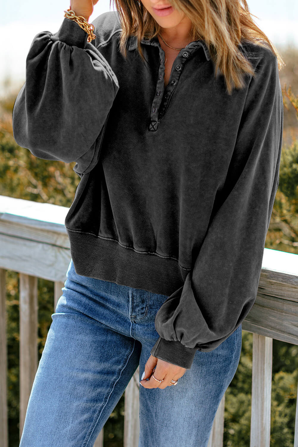 Quarter-Snap Collared Lantern Sleeve Sweatshirt