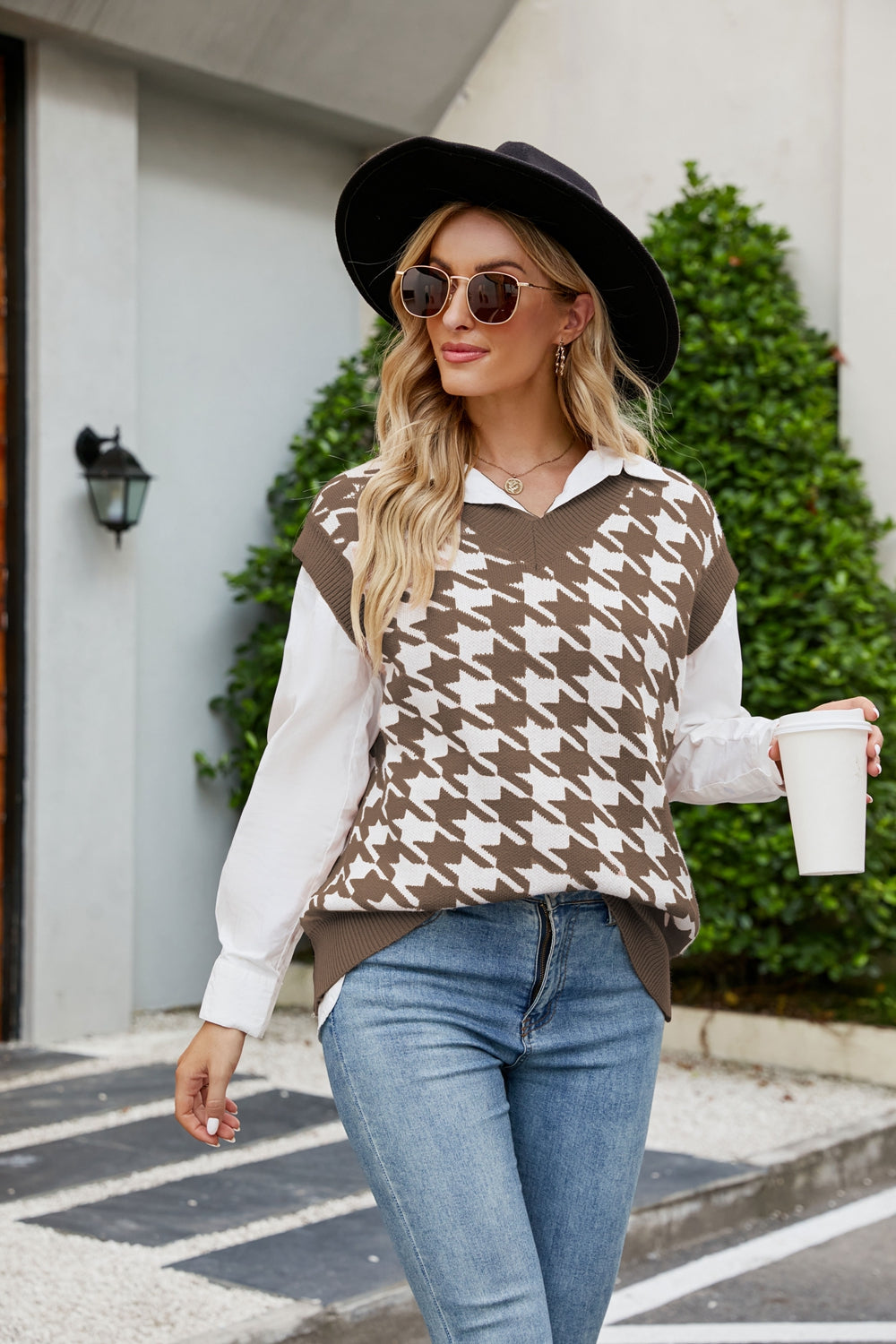 Houndstooth V-Neck Capped Sleeve Knit Vest