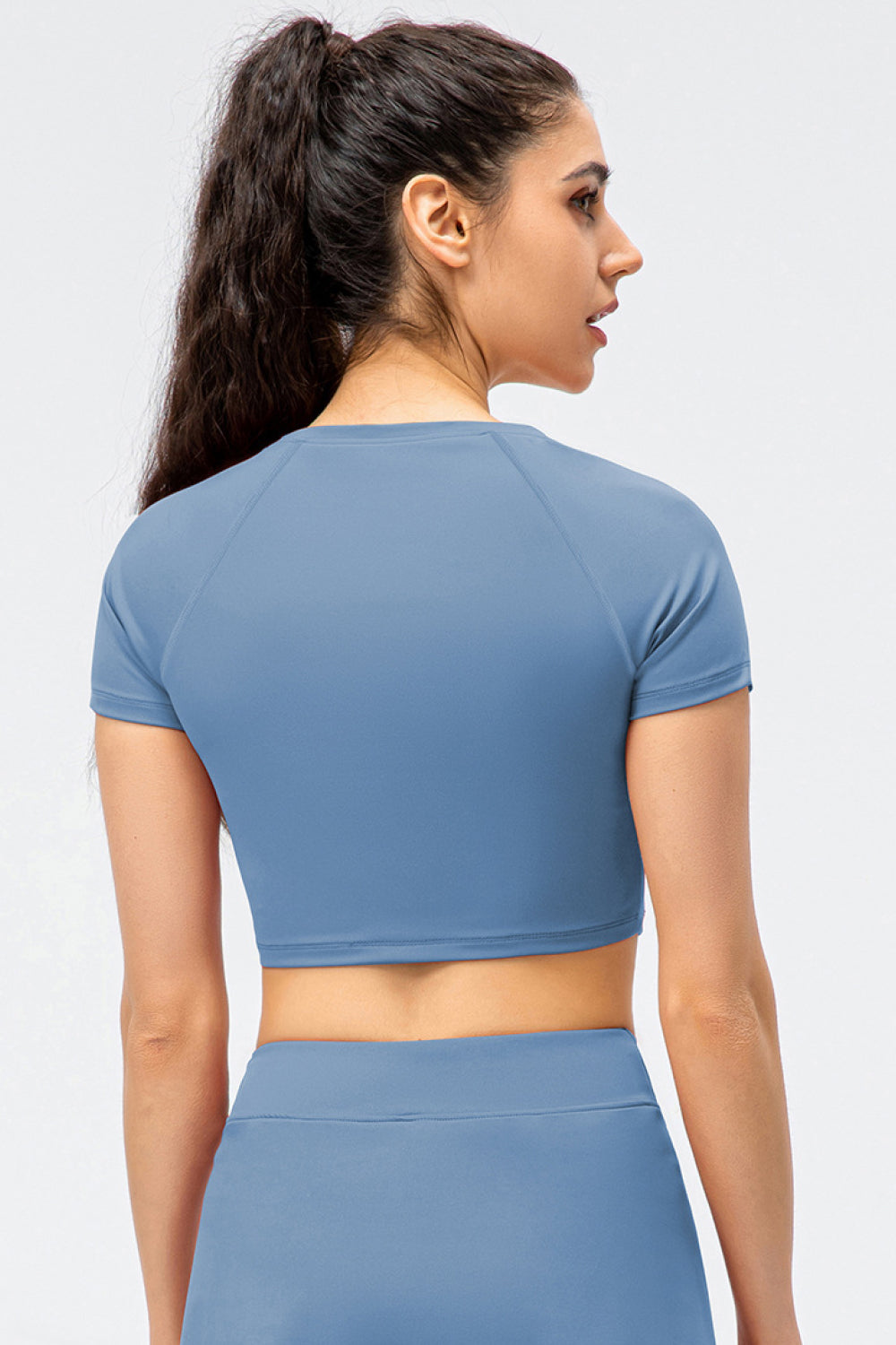 Cropped Raglan Sleeve Yoga Top