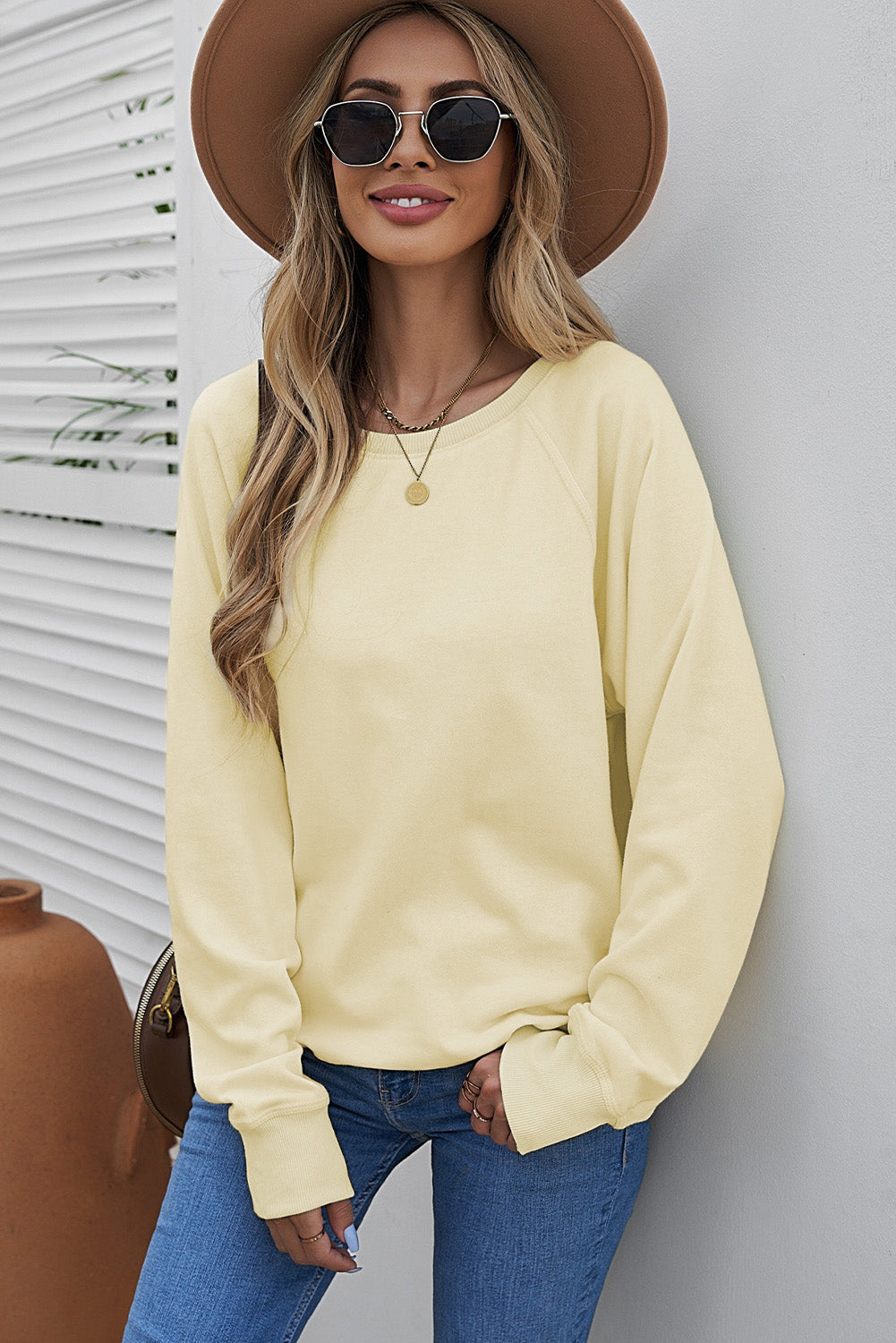 Round Neck Raglan Sleeve Exposed Seam Sweatshirt